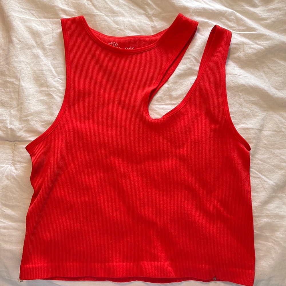 Red tank